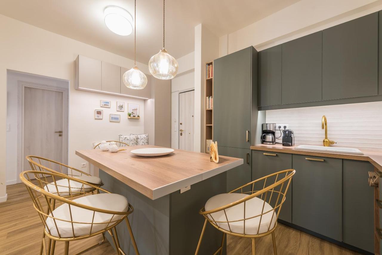 Chic And Comfort Home In Central 아테네 외부 사진